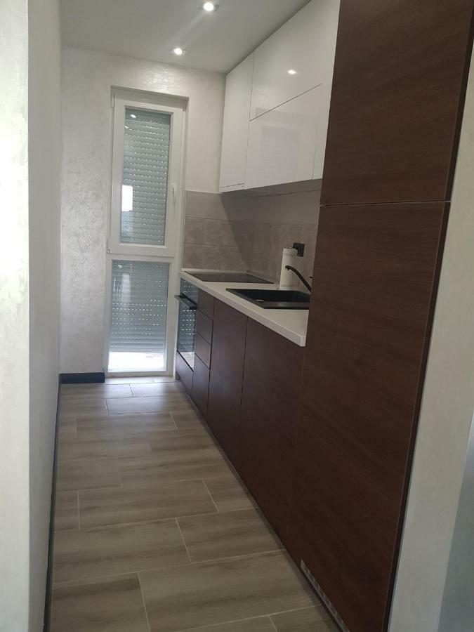 Divcibare Delux Apartman Exteriör bild